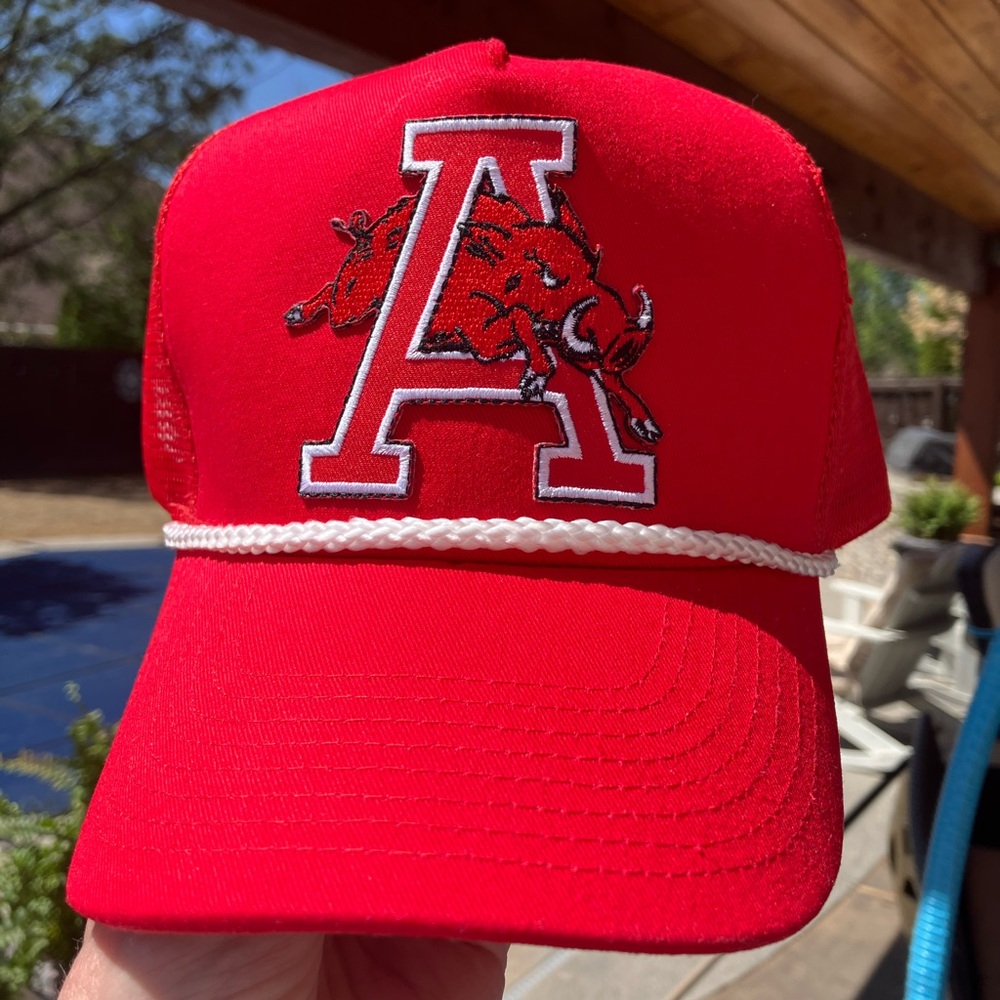 Retro Patch Arkansas Hogs White SnapBack Hat Cap with Black Rope RARE LOGO